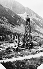 Although drilling technology was still rudimentary, the Rocky Mountain Development Company’s drilling and extraction operation near Waterton Lakes became increasingly sophisticated.