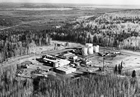 Aerial view of steam production, bitumen treatment and storage facilities at Imperial Oil’s 5,000 barrels-per-day Leming bitumen recovery pilot project near Cold Lake, Alberta, during fall of 1977. Source: Courtesy of Glenbow Archives, Imperial Oil collection