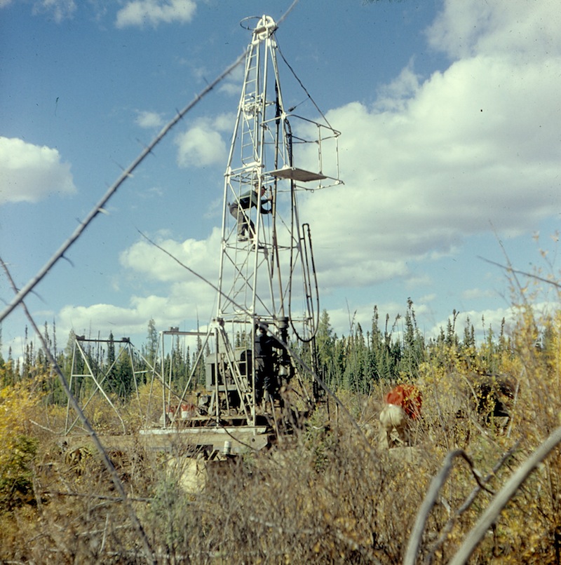 Coring to map oil sands deposits